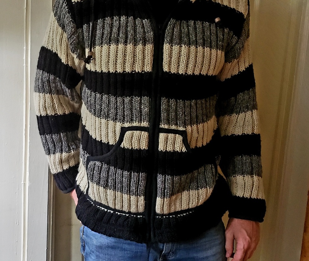 VINTAGE Nepalese 100% Wool zip up jacket hoodie